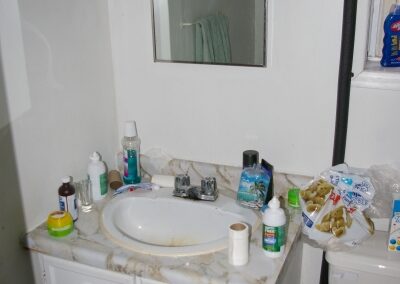 Unit #2 - 2nd Floor - Full Bathroom